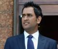 Gagged by BCCI, Dhoni keeps mum on spot-fixing episode