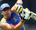 Wrong to compare Umar with Kohli: Kamran