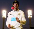 Australia recall spinner Agar for Sydney Ashes Test