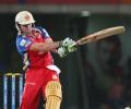 IPL: De Villiers lifts RCB to victory to keep play-off hopes alive