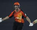 Marsh cameo guides Scorchers to a thrilling win over Dolphins