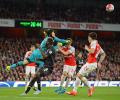 EPL PHOTOS: Splendid Cech denies impressive Liverpool at the Emirates