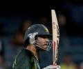 Irfan and Maqsood star in narrow Pakistan victory