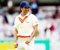 Tendulkar, Big B lead Twitteratti in congratulating Team India