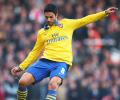 Arsenal captain Arteta extends Gunners contract