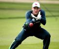 Aus 'keeper Nevill to replace Haddin in third Ashes Test