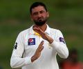 Review row hits Sri Lanka-Pakistan Test