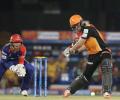 Sunrisers edge past Delhi to keep play-offs hopes alive