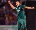 De Kock, Morkel shine as South Africa steal victory in Rajkot ODI