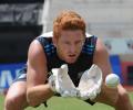 Injury-ridden Aus shake-up squad, Eng make lone change for last three ODIs