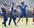 Star-studded Mumbai Indians eye win against KKR