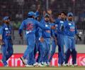 'Ashish Nehra will struggle even in 50 overs leave aside Test cricket'