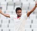 Shakib brilliance puts Bangladesh in box seat v Australia