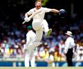 PHOTOS: Smith holds firm as Australia rein in England