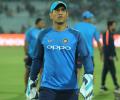 Should India continue with Dhoni till 2019 World Cup?