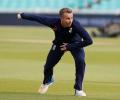 England call up Curran to replace injured Finn for Ashes
