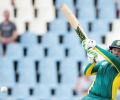 De Kock sets up South Africa's T20 win over Bangladesh