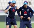 England's Bairstow to play with fractured finger in fourth Test