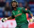 Bangladesh edge past SL to set up India final