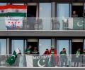 Pakistan fans turn to humour to get over World Cup humbling by India