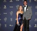 Starc cuts short SA tour to watch wife Healy go for gold