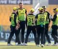 Australia underdogs against Pakistan in role reversal