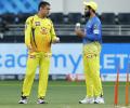 Jadeja hands over CSK captaincy back to Dhoni