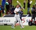 Dean Elgar looking to bow out on top