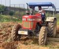 SEE: Farmer Dhoni In Action