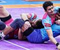 Jaipur Pink Panthers pip Bengal Warriorz to clinch playoff berth