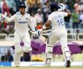 4th Test PIX: India down England by 5 wkts; seal series 3-1