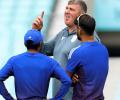 Oval curator who silenced Gambhir and stole the show