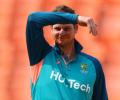 Smith praises 'near flawless' Australia after Sri Lanka rout