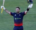 Big show strikes! Maxwell equals Rohit, Warner