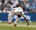 PIX: Record-breaking Pant brings out pyrotechnics