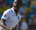 Controversial calls flip Test as Aussies take control