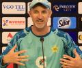 Ex-Pak coach Gillespie slams successor Javed as 'clown'