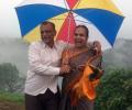 Monsoon pics: Romance in the rains