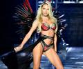 She's hot! She's a mom! And she's back on the VS ramp