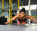 Do-it-yourself: Simple exercises at stay fit at home