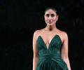 'I'm feeling so sexy tonight': Kareena at LFW