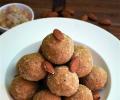 Winter Recipe: Aata Aur Gond Ke Laddoo