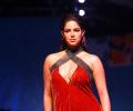 When Harnaaz set the ramp on fire!