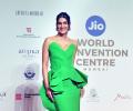 Kriti Makes A Knockout Appearance At Miss World