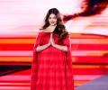 Glorious Aishwarya Woos Paris