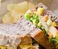 Mango-Walnut Chicken Sandwich: 10-Min Recipe