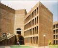 Day Zero: B'lore, Calcutta break ranks with IIM-A