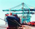 Macquarie-SBI may put Rs 1,000 cr in Indian port