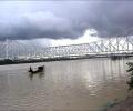 Bengal woos investors with govt land