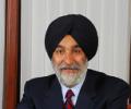 Analjit steps down as Max India MD